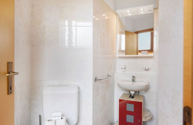 Casa Nova Bella With Free Parking - Photo 12