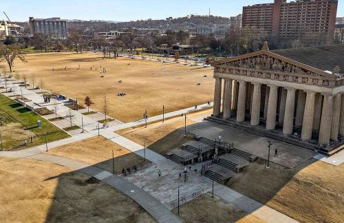 Stylish Midtown Condo Near Vanderbilt & Parthenon - Foto 21