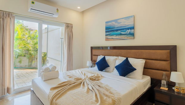 Alaya Stays Luxfort 1 BHK Apartment - Foto 3, Habitación