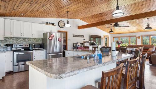 Papa’s Place on Willow Creek - Foto 3, stove, dishwasher, pet friendly, minibar