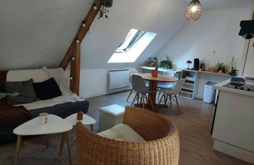 Le 105 - appart-sympa - T2 vue jardin et cave - Larmor-Plage - Foto 2