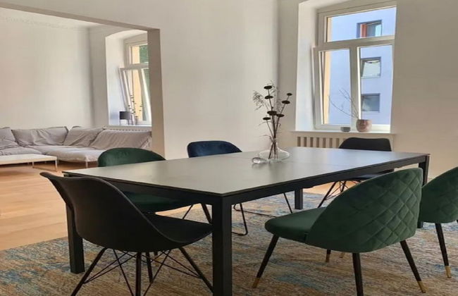 Inviting Holiday Home With Balcony or Terrace - Foto 28