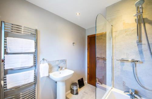 Gamekeeper Lodge loch and mountain view free wifi - Foto 20