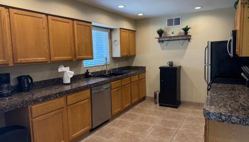 4 Bedrm 2 Ba Office WiFi Hiking House Central Phx - Foto 5, stove, dishwasher, pet friendly, toaster
