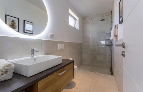 4 Bedroom Awesome Home In Gamboci - Foto 29