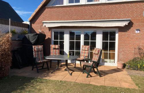 Ferienhaus Ostseeblick Kraksdorf-Strand fast direkt am Ostseestrand - Foto 1