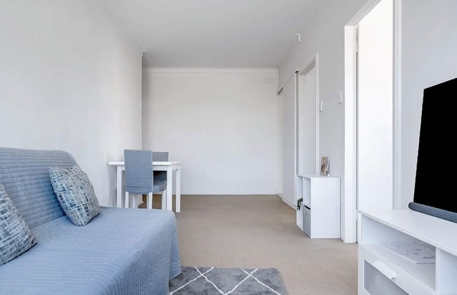 Quaint 1BD on the Doorstep of Manly Beach - Photo 6