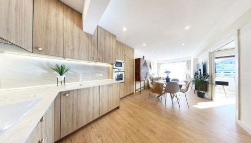 Miramar Luxurious apartment, 3 double rooms for 6 guests, free parking, terrace, new - Foto 3