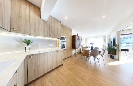 Miramar Luxurious apartment, 3 double rooms for 6 guests, free parking, terrace, new - Foto 3