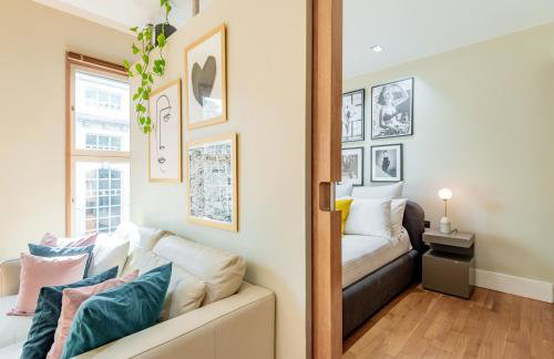 Welcome London Piccadilly Circus - Photo 24