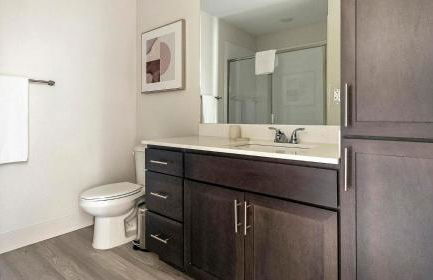 Landing Stylish 1BD Pool Clubhouse - Photo 27