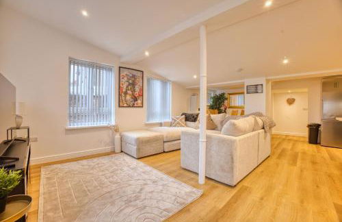 Contractor Stay Sleeps 4 - Large Living Space - Parking - Bridgwater - Foto 2