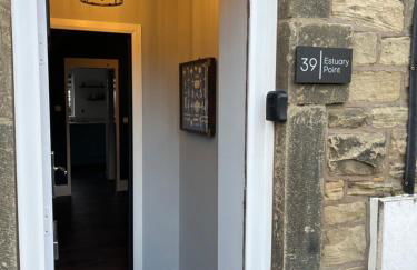 Estuary Point - unique sea views - Photo 23