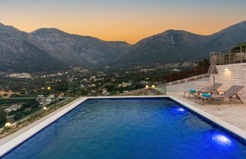 Brikis Villa 3 - With Privae Pool - Foto 8