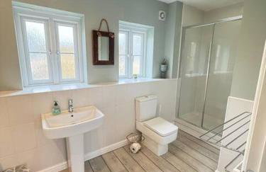 West Lodge - Buxton - Photo 35