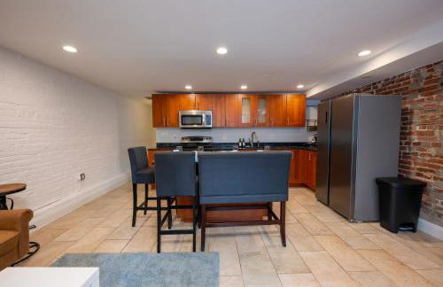 Spacious US Capitol 3BR Apartment with Free Parking - Foto 5