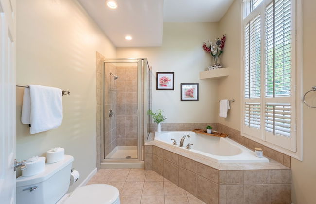 Highland Hideaway by Avantstay Group Poconos Retreat w Patio Game Room - Foto 29