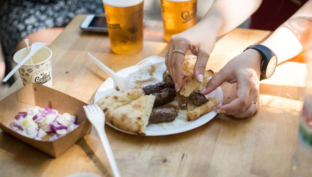Dégustation de viande grillée