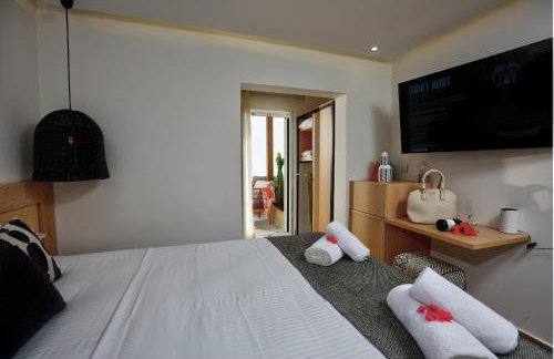 Hersonissos Beach Front Suites - Photo 56