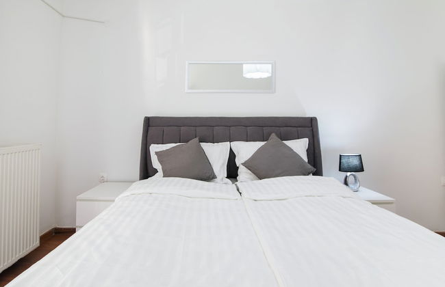 Midtown Apartment by CorfuEscapes - Photo 8