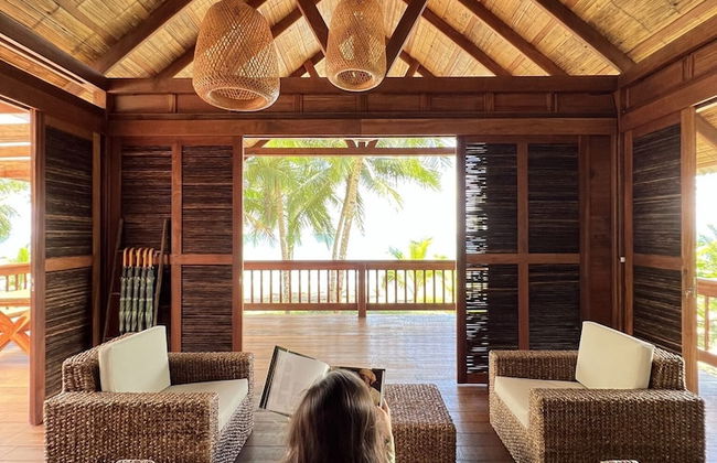 Irana Pacific Hotel - Photo 2