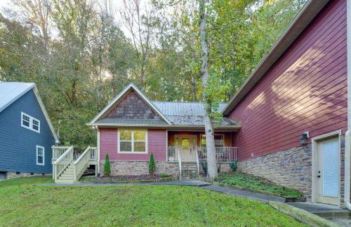 Walk to Marina Center Hill Lake Home with Hot Tub - Foto 31