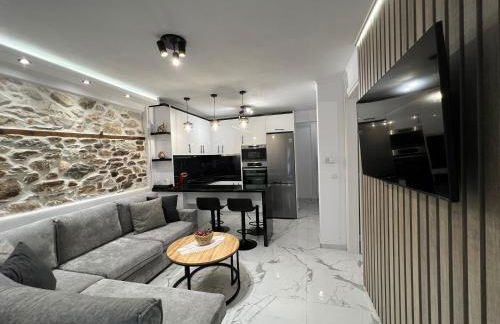 Aem House - Photo 14