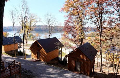 Romantic A-frame Cabin Ideal for Two by Tappan Lake in Ohio - Foto 14