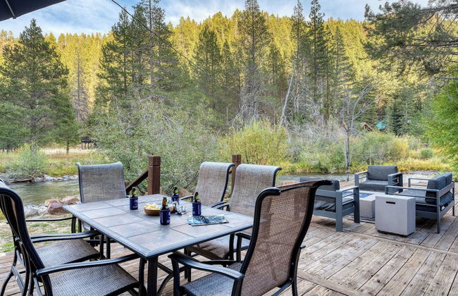 Riversong Lodge by Avantstay Sauna + Hot Tub On The Truckee River - Photo 32