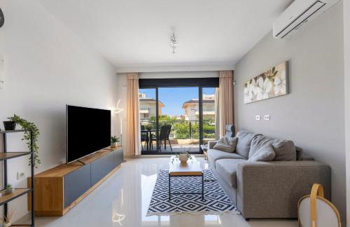 2BD Coastal Gem with Pool & Terrace - Torre de la Horadada - Foto 12