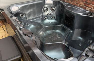 Hot Tub Stay - Deluxe Inn Gateshead - Felling - Foto 55