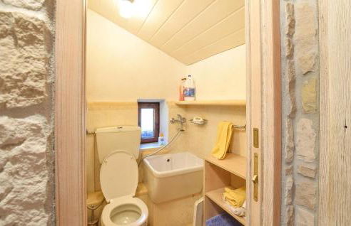 3 Bedroom Nice Home In Borgo Valbelluna - Foto 37