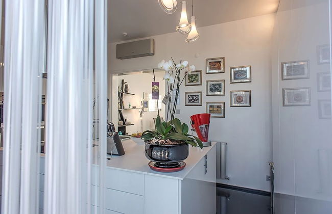 Istanbul Irini Seaview House - Photo 4