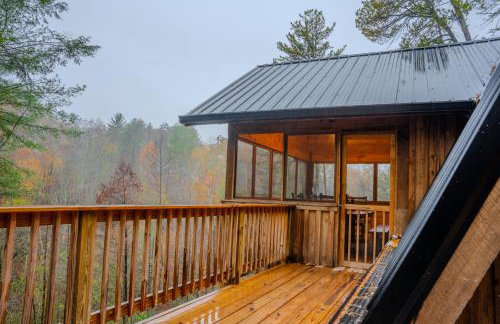 Mountain View Retreat with Large Swim Spa, Game Room - Foto 48