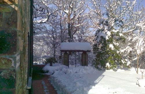 A fine 2 bedroom stone house in Emila - Photo 27