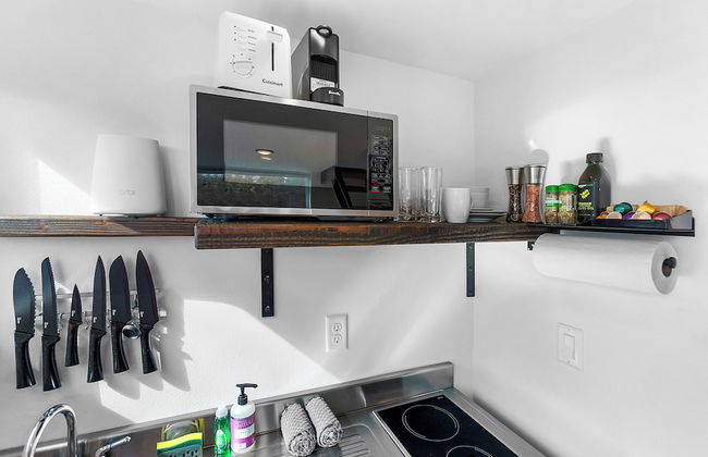 Sleek & Stylish Urban Loft - Foto 6