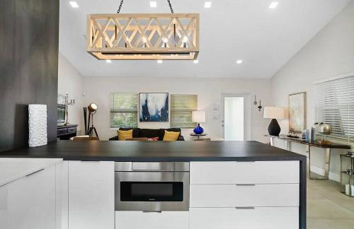 Breathtaking Pool Home and Backyard by Wilton Mnrs - Foto 66