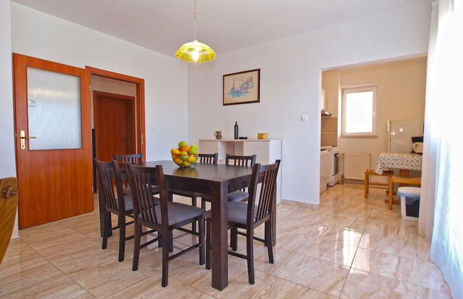 Apartment 1077 - Photo 19