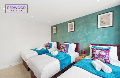 Spacious 4 Bedroom 2 Bath Serviced Home For Contractors & Families with X2 Free Parking Spaces, Fast WiFi - Hosted By Redwood Stays - Foto 37