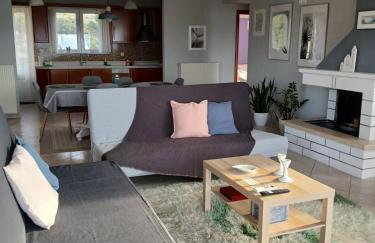 Up on the hill - Foto 18