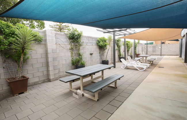 Desert City Holiday Park - Foto 12