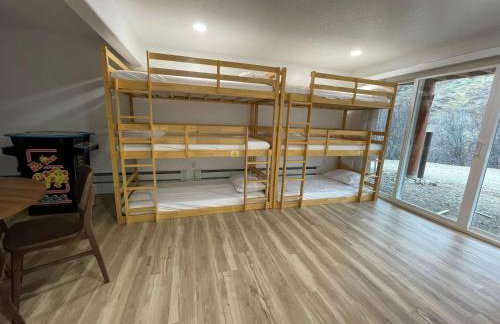 Large Off-Grid Luxury Cabin- creek land & views - Foto 30