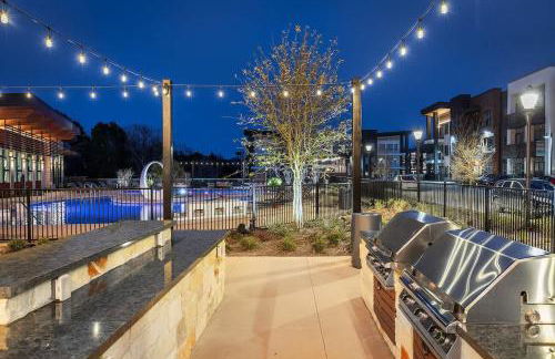 Boulevard Stays Nature Escape 2BR Suite Gym Pool Parking - Foto 12