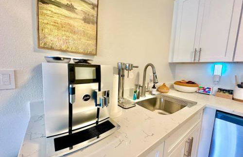 Chic & Cozy Oakland Getaway! - Foto 9