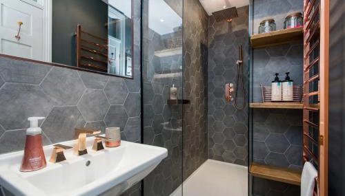 Jane Austen's Family Home in Bath from 1801 to 1805 - Foto 4, towels, Shower