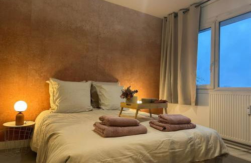 LeRelaisdOdile - Studio Cosy - Proche Metro - Parking Gratuit - Mons-en-Barœul - Foto 6