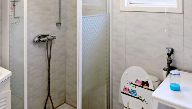 8 Person Holiday Home in Skiftun - Photo 4, Salle de bain