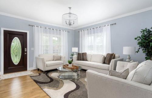 Hot Tub, Views & Game Room - 20 min to Downtown Asheville! - Foto 11