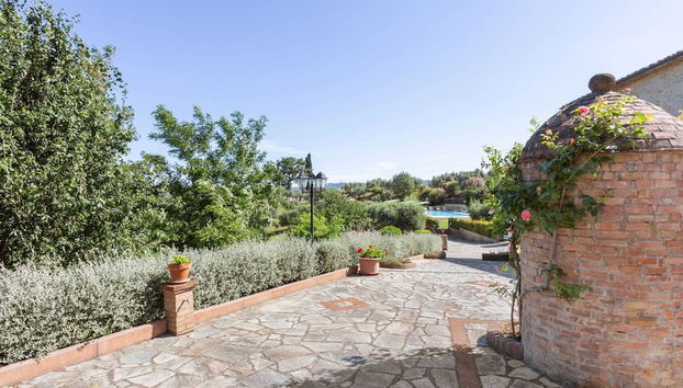 Lavish Holiday Home in Volterra With Pool - Foto 5, Recepción