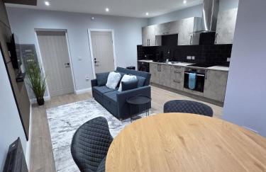 Easy access to manchester airport &city centre - Photo 4